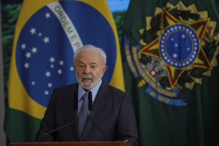 Petrobras (PETR4): como ação driblou ‘risco Lula’ e subiu 73% no ano