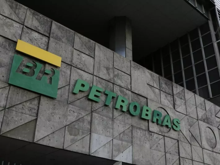 Petrobras (PETR4) atinge o maior valor de mercado da história. Entenda