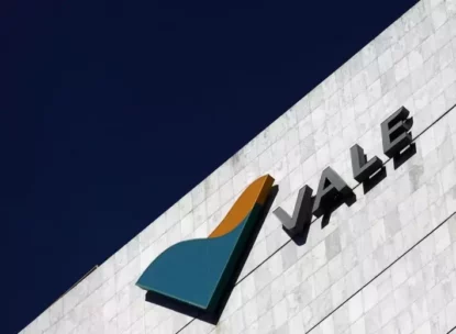 Vale (VALE3) assina contrato com empresa de Omã para adoção de energia eólica em navio