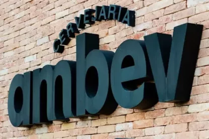 Ambev (ABEV3) paga rendimentos aos acionistas hoje