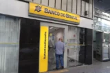 Imagem mostra fachada de agência do Banco do Brasil.