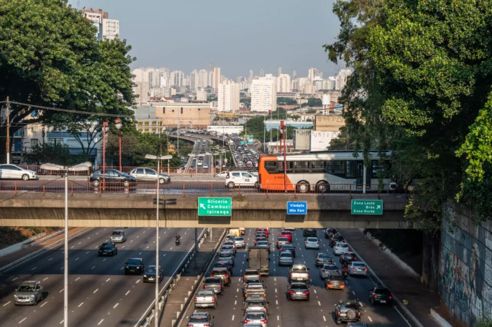 Estudo mostra se brasileiro prefere pagar o IPVA parcelado ou à vista