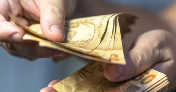 Brasileiros ainda têm R$ 7,59 bi parados. Veja se você tem valores a receber