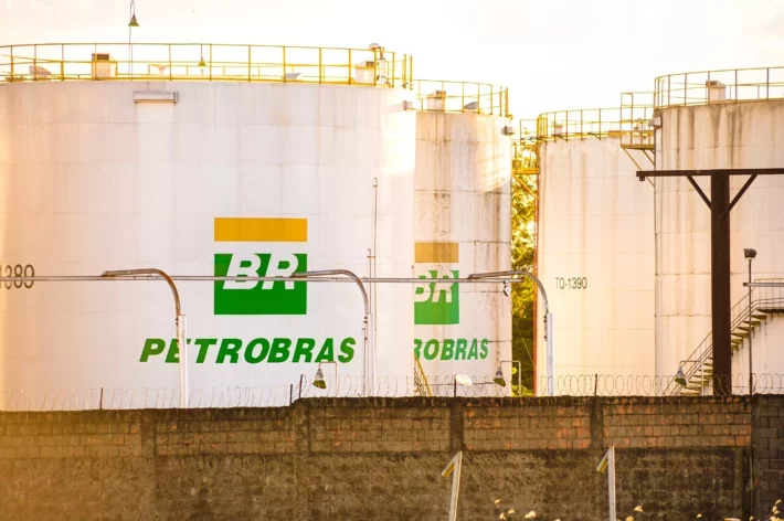 Petrobras (PETR3;PETR4): melhora do petróleo alivia ações da estatal