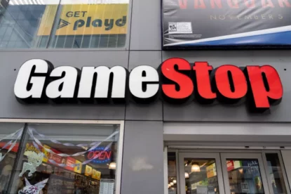 Fachada da GameStop