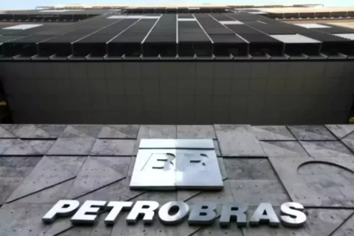 Petrobras (PETR3;PETR4): hoje é a data de corte para receber proventos extraordinários da companhia