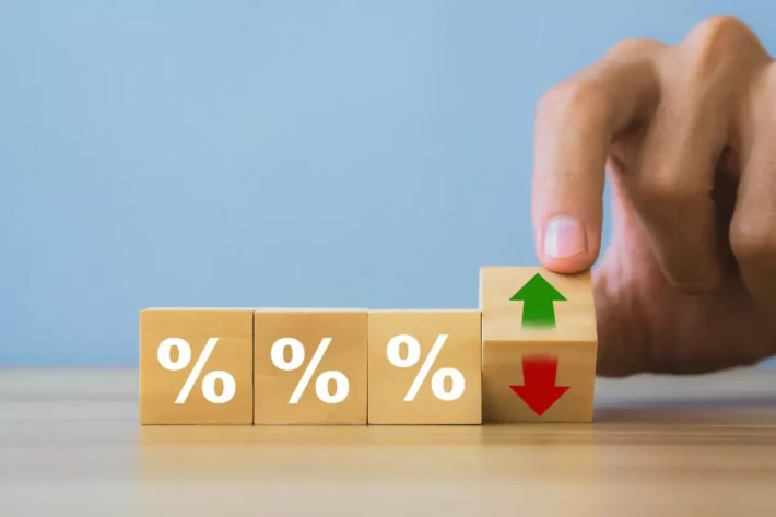 Quanto rende R$ 50 mil na poupança com a nova Selic de 10,50%?