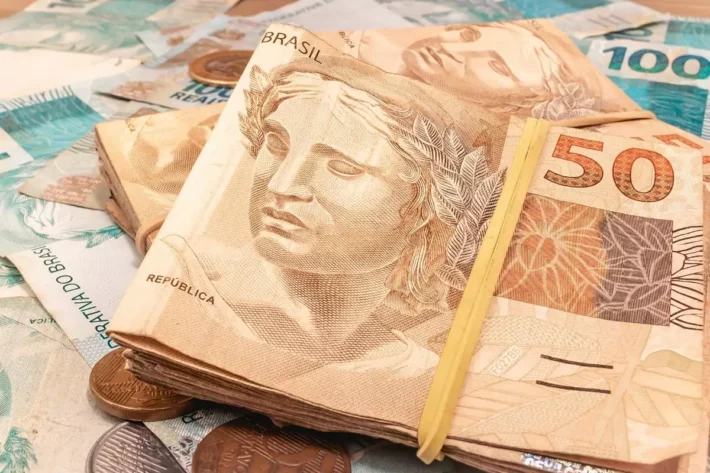 Real ultrapassa peso argentino e se torna a pior moeda entre os países emergentes