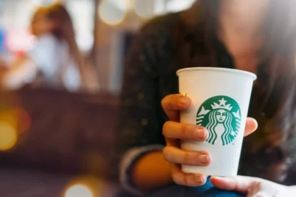 Starbucks Brasil muda de dono: Zamp compra rede por valor milionário