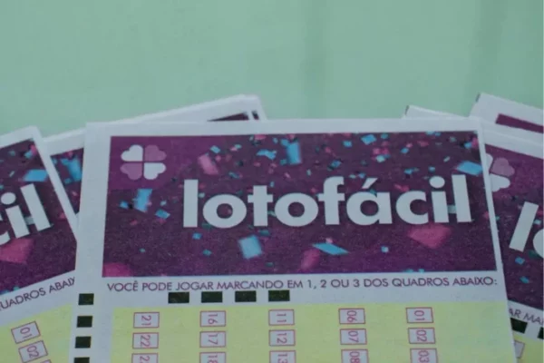 Lotofácil 3165: vejas as dezenas sorteadas nesta sexta-feira (26). Foto: Adobe Stock