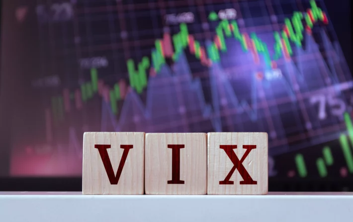 VIX, índice do medo de Wall Street, dispara ao maior nível em um mês