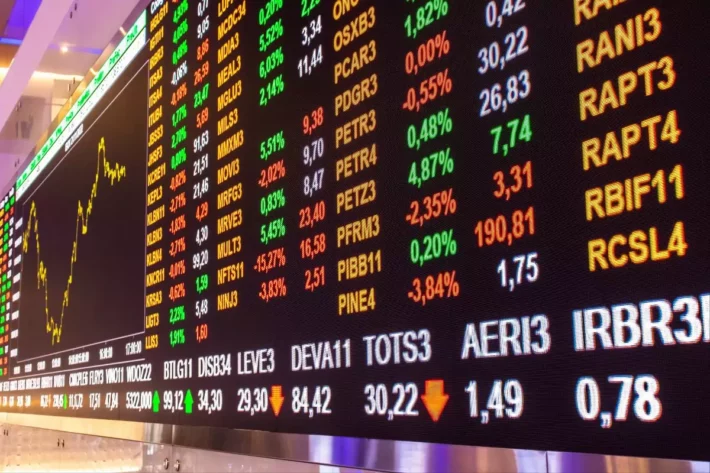 Ibovespa hoje: bancos limitam perdas do índice