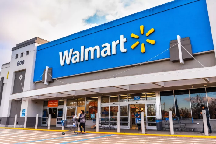 Walmart (WALM34) conquista melhor desempenho em varejo nos EUA; entenda