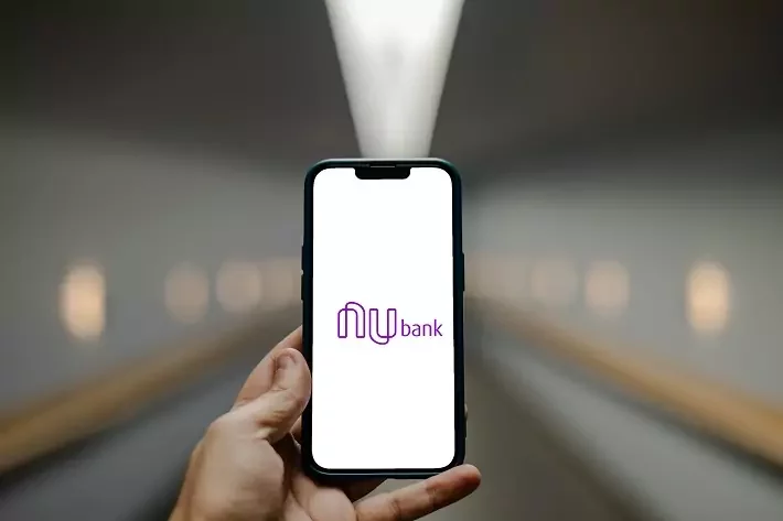 Nubank (ROXO34) confirma fim de assinatura gratuita do delivery Rappi no cartão