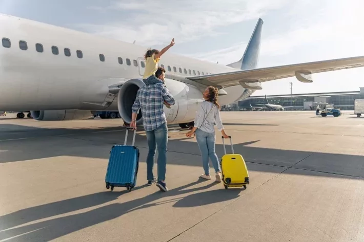 Quer viajar na época de Natal e Ano Novo? Veja os dias mais baratos para voar e se hospedar