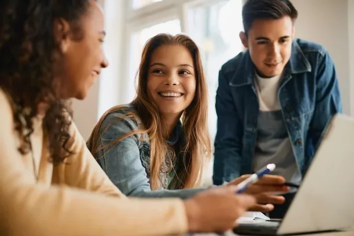 O que aconteceria se os adolescentes tomassem as decisões no Congresso Nacional?