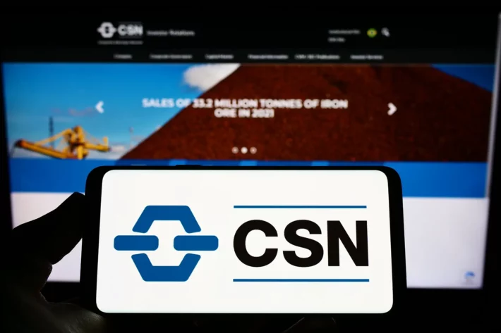 CSN (CSNA3) fecha compra de holding por R$ 742 milhões