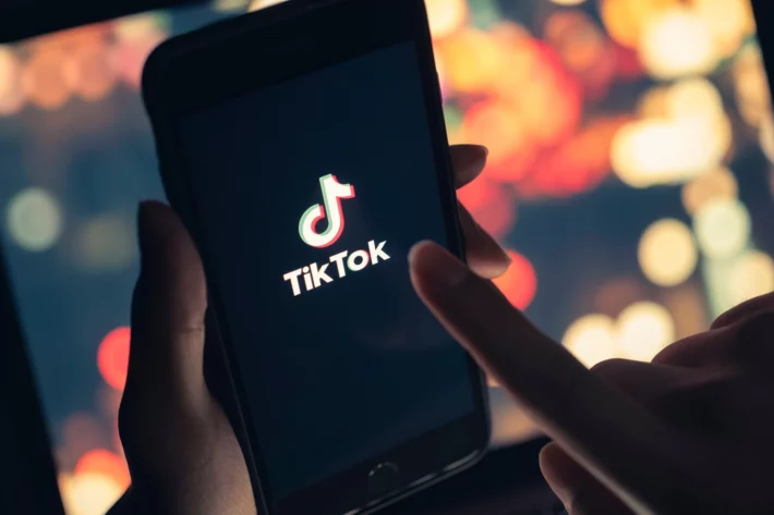 Elon Musk vai comprar o TikTok nos EUA? Veja o que se sabe sobre o negócio