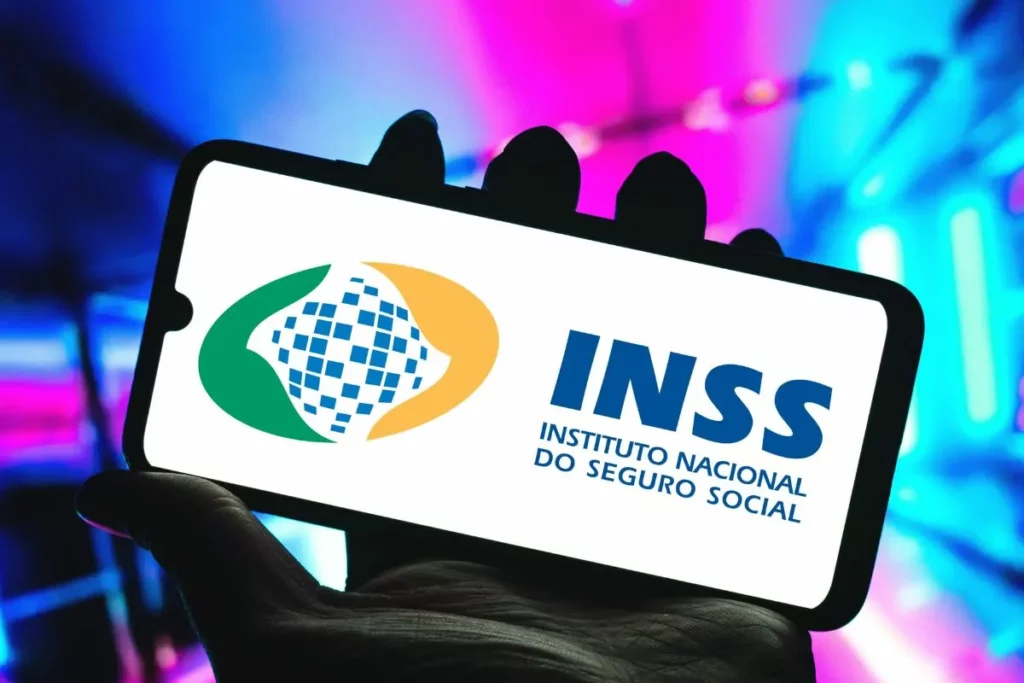 Benefícios do INSS: o que muda para titulares ao completarem 18 anos