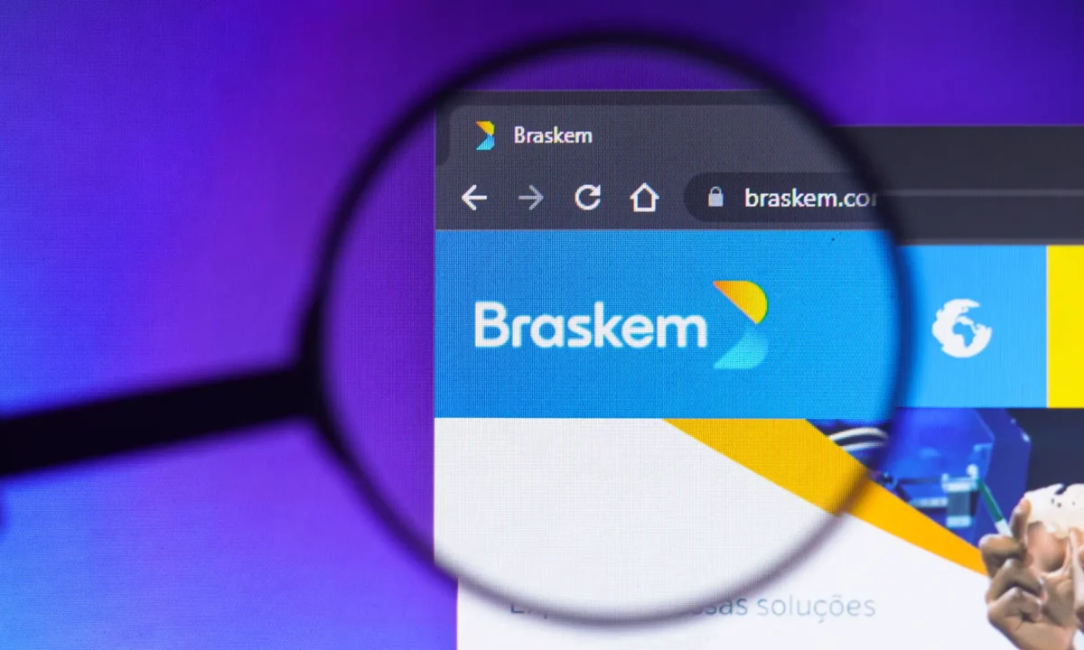 Braskem (BRKM5) fecha em queda de 11% após notícia de calote no Banco do Brasil (BBAS3)