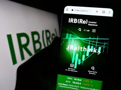 IRB (IRBR3) despenca mais de 12% após alta no lucro do 4º tri. O que explica a queda?