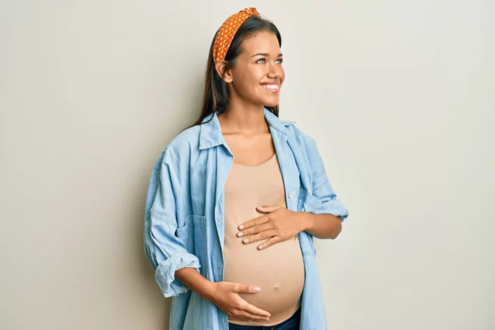 Salário-maternidade. Foto: Adobe Stock