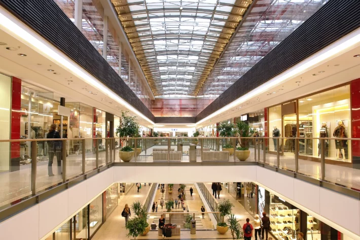 O BB Premium Malls (BBIG11) atravessa um período de desvalorização das cotas. (Foto: Adobe Stock)