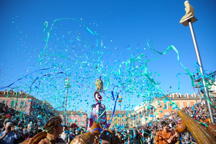 Veja os preços dos pacotes de viagem para o carnaval (Foto: Adobe Stock)