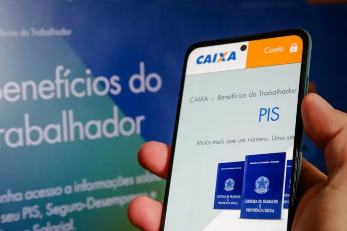 PIS/Pasep 2025: 1º lote do abono será pago no dia 17; veja se você recebe
Foto: Adobe Stock