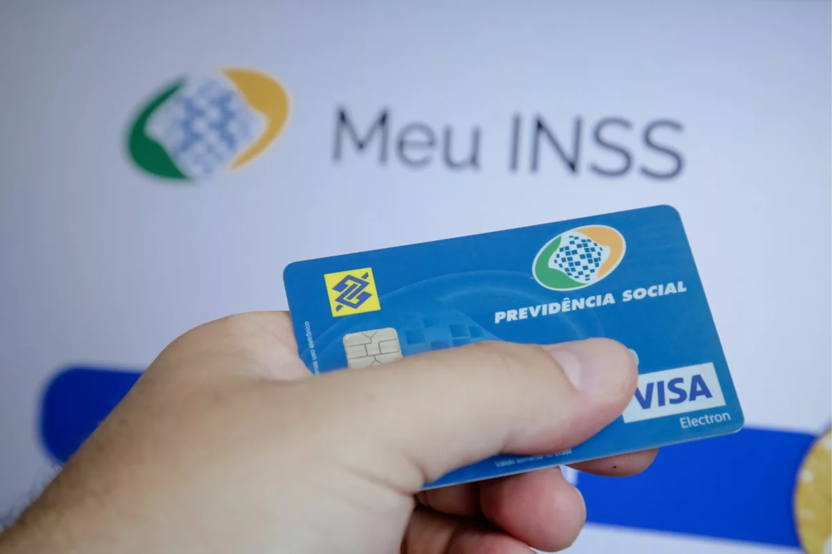 Cortes do INSS? Quem recebe BPC, auxílio-doença ou aposentadoria por  invalidez deve ficar atento – Radar da Imprensa – Estadão E-Investidor – As  principais notícias do mercado financeiro