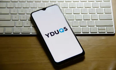 Yduqs (YDUQ3) reverte prejuízo com lucro de R$ 13 milhões no 4TRI; empresa explica sucesso