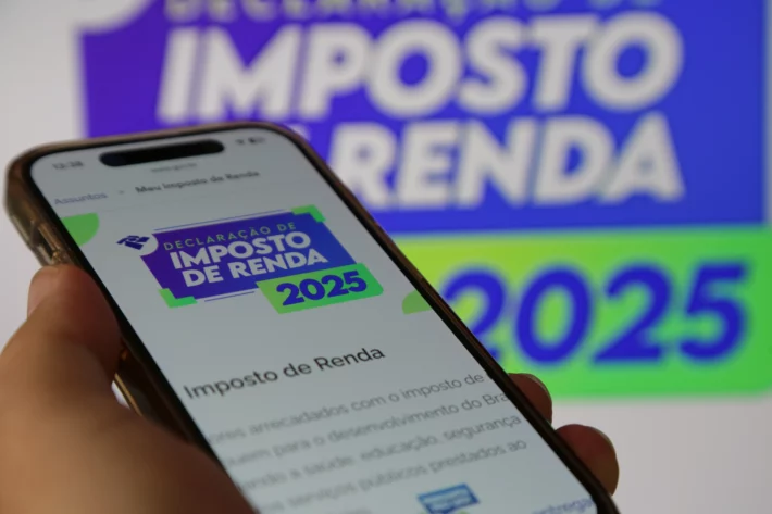 Declarações entregues até o dia 9 de maio concorrerão ao primeiro lote de restituição do IR em 2025. Foto: Adobe Stock