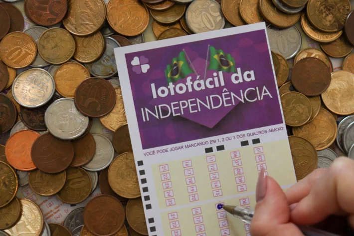 Quais são as chances de ganhar o prêmio da Lotofácil da Independência?
Foto: Adobe Stock