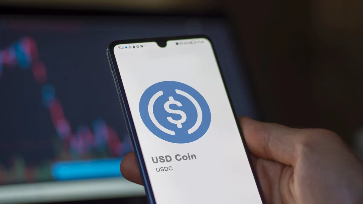 Mercados preditivos, stablecoins e a tentação brasileira de proibir o inevitável — e ficar para trás