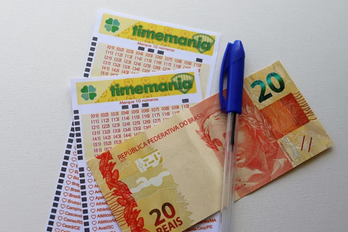 Jogar na Timemania &eacute; unir a paix&atilde;o por futebol e o desejo de se tornar um milion&aacute;rio. (Foto: Adobe Stock)