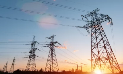 Torres de transmissão; Eletrobras agora se chama Axia, com o ticker AXIA3.