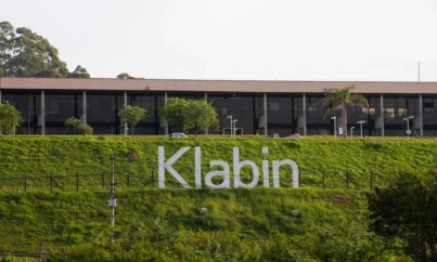 Klabin anuncia prejuízo de R$ 497 mi no 1T26, com culpa do câmbio e do cenário instável