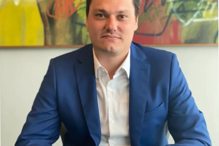 Richard Kovacs assume como CEO da Brava Energia: para o BTG, mudan&ccedil;a na lideran&ccedil;a pode acelerar a monetiza&ccedil;&atilde;o de ativos e a redu&ccedil;&atilde;o do endividamento. (Foto: Reprodu&ccedil;&atilde;o/Linkedin)