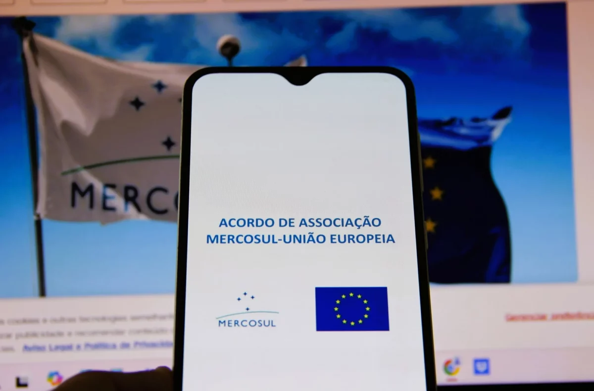 Acordo Mercosul-UE pode mexer com câmbio, juros e risco Brasil: o que o investidor deve acompanhar