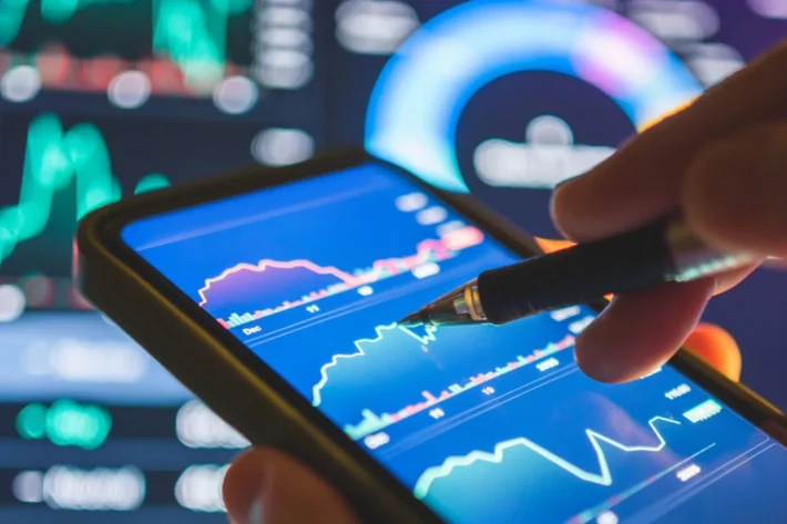 Em um cen&aacute;rio de op&ccedil;&otilde;es mais restritas, empresas ligadas a commodities seguem entregando dividendos de dois d&iacute;gitos em 2026, mas uma companhia de shoppings foge do padr&atilde;o. (Imagem: Adobe Stock)