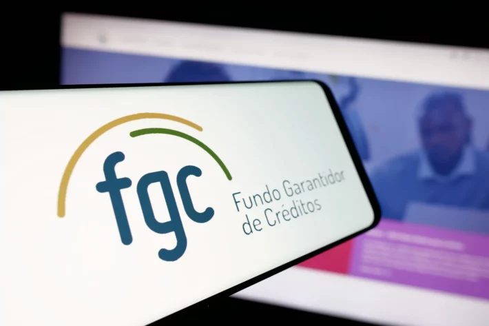 FGC paga garantias em at&eacute; dois dias &uacute;teis ap&oacute;s a conclus&atilde;o da solicita&ccedil;&atilde;o pelo aplicativo oficial. (Foto: Adobe Stock)