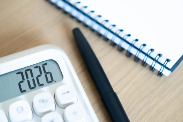 Investidores acompanham uma semana intensa de indicadores e falas de bancos centrais, com potencial para aumentar a volatilidade dos mercados no Brasil e no exterior. (Foto: Adobe Stock)