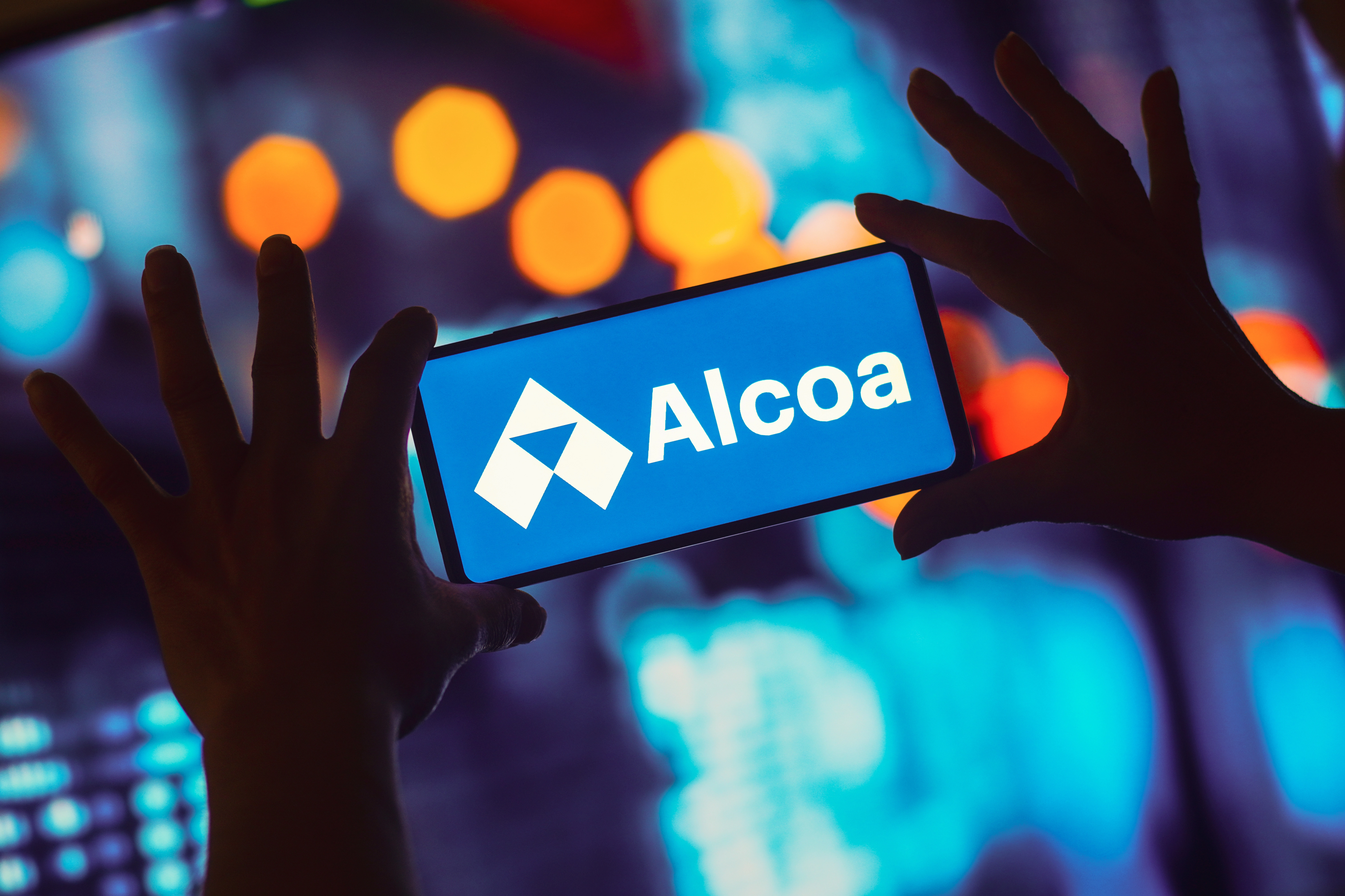 Alcoa supera previsões no 4T25 e alcança lucro de US$ 226 milhões