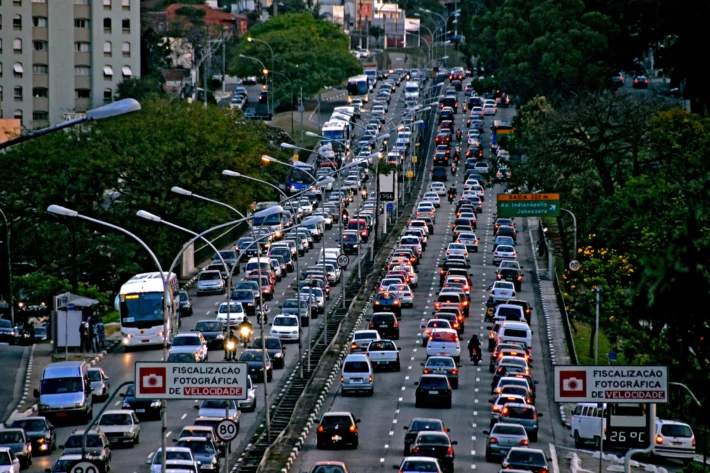 Financiamento de ve&iacute;culos (Foto: Adobe Stock)