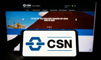 Mercado reage com ceticismo a plano da CSN (CSNA3) de vender ativos, apesar de prazos definidos