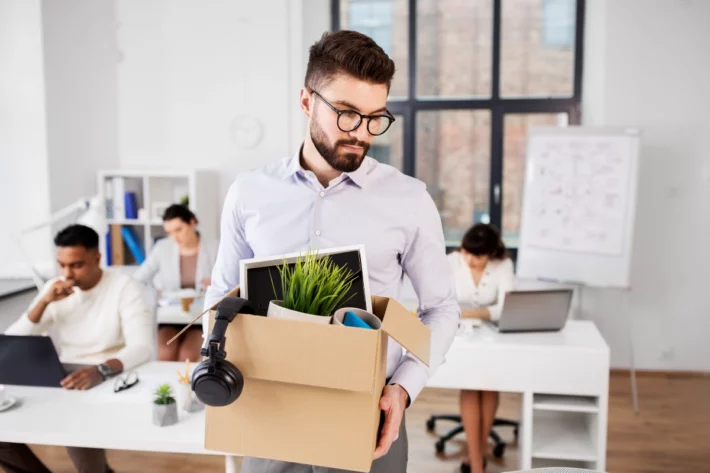 &Eacute; poss&iacute;vel consultar quem tem direito ao saque no aplicativo do FGTS. (Foto: Adobe Stock)