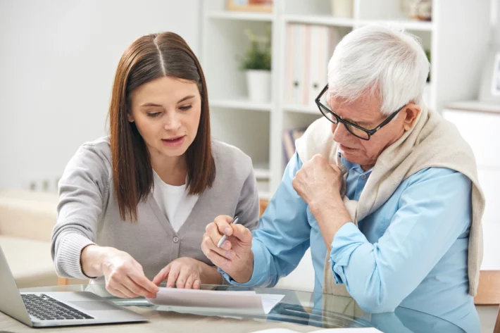 Um dos meios de retirar o valor &eacute; na Caixa Econ&ocirc;mica Federal. (Foto: Adobe Stock)