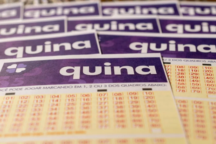 As probabilidades de acerto na Quina variam conforme a quantidade de n&uacute;meros escolhidos. (Foto: Adobe Stock)