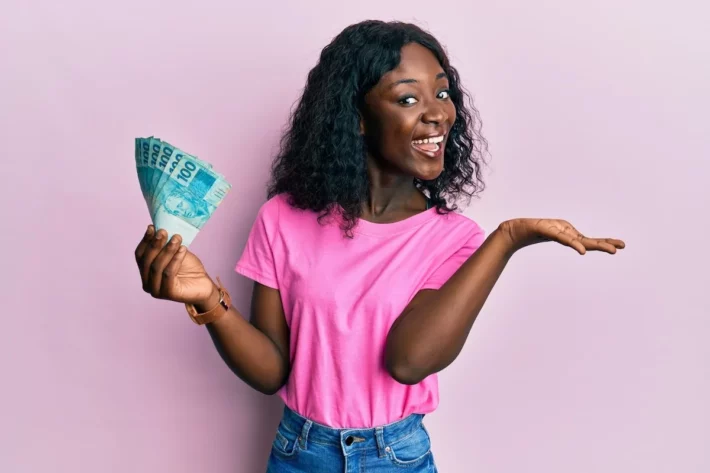 O pr&ecirc;mio pode ser sacado em ag&ecirc;ncias da Caixa, independente do valor. (Foto: Adobe Stock)