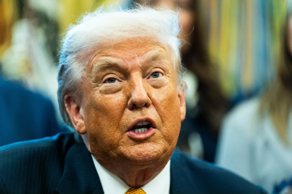 Petróleo hoje recua com proposta de trégua, enquanto Trump pressiona Irã por Ormuz; Petrobras cai em NY e nega defasagem